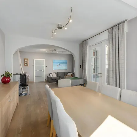 Βίλα Les Brisants