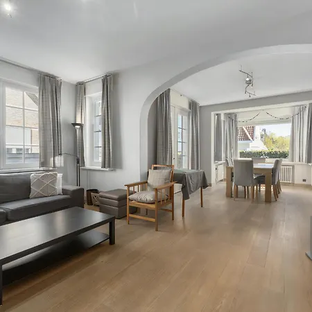 Les Brisants Βίλα